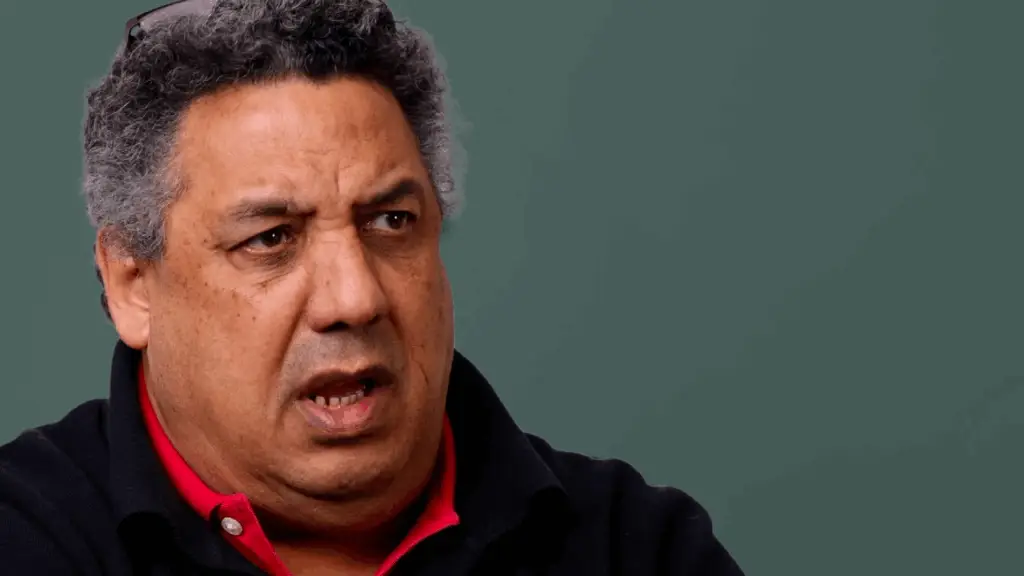 ¿Del campo al ayuntamiento? Serge Blanco encabeza la votación en Biarritz