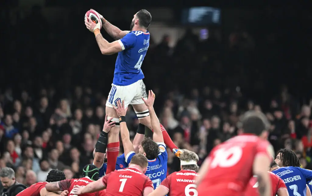 Ollivon y Guillard de inicio, Depoortere y Moefana presentes, Jelonch también: qué destacar de la alineación del XV de Francia para enfrentarse a Escocia