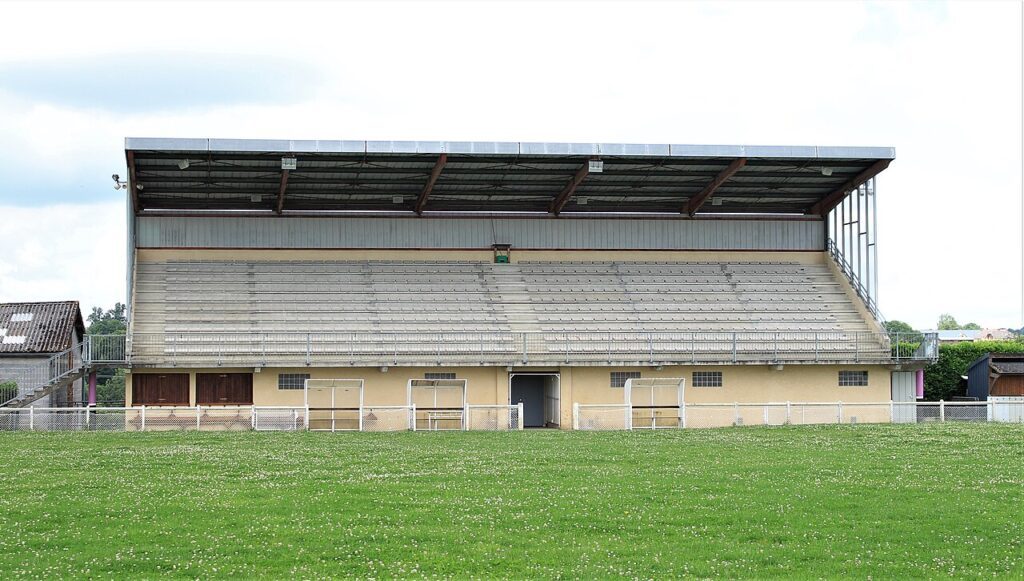 STADE MUNICIPAL DE SERON - TERRAIN HONNEUR