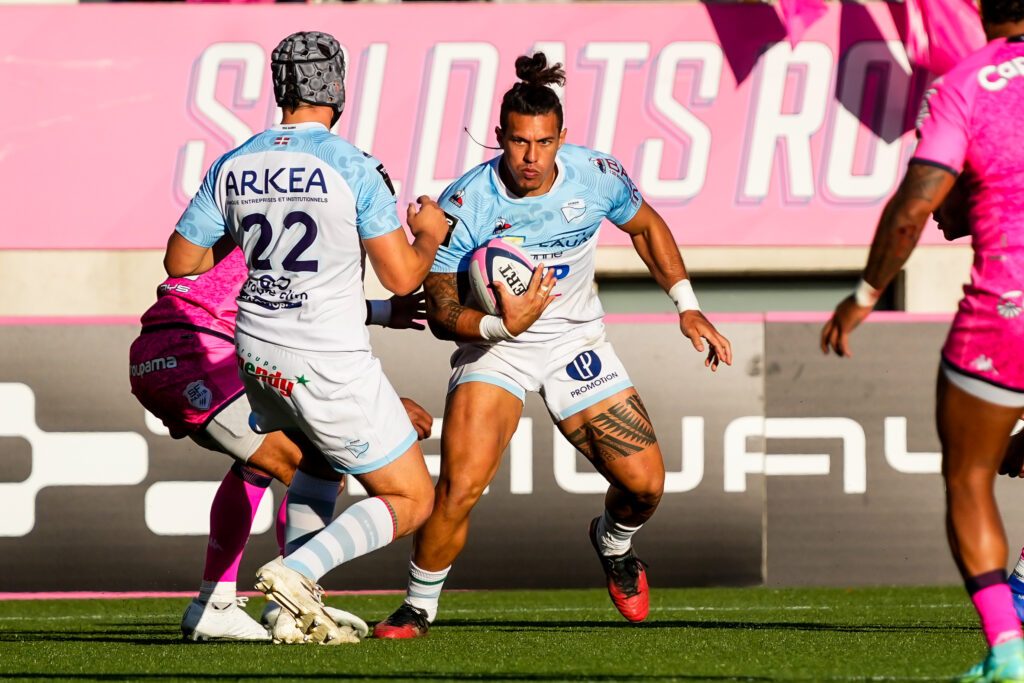 Teiva Jacquelain con la camiseta de Bayonne en el Top 14