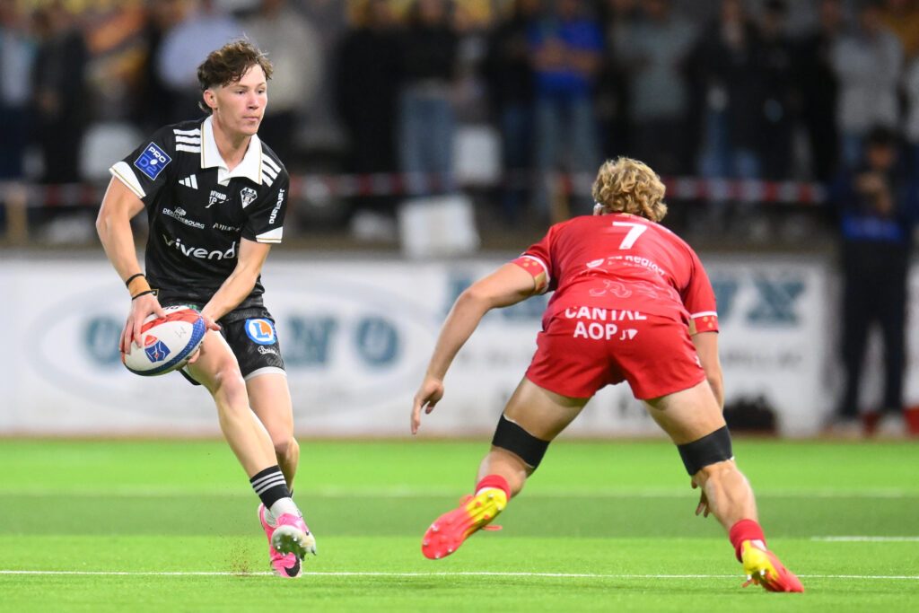 Leny Broncan con la camiseta de Brive en sus inicios en Pro D2 frente a Aurillac